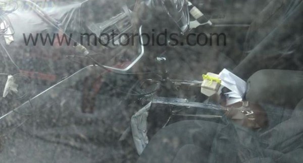 Tata Harrier SUV interior spy shot reveals more details