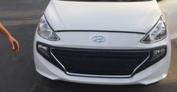 2019 Hyundai Santro in the range-topping Asta grade exposed