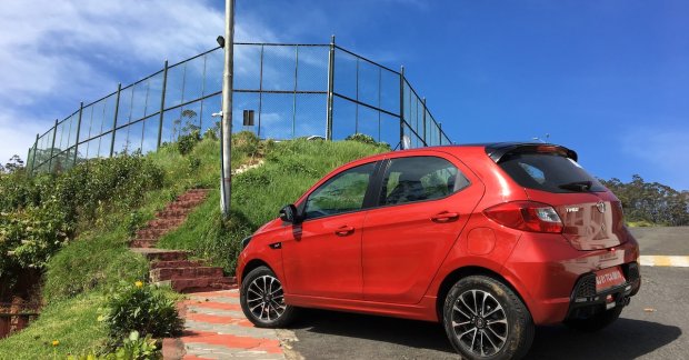 Tata Tiago JTP & Tata Tigor JTP - First Drive Review [Video]