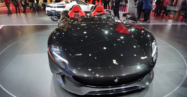 Ferrari Monza SP2 - Motorshow Focus