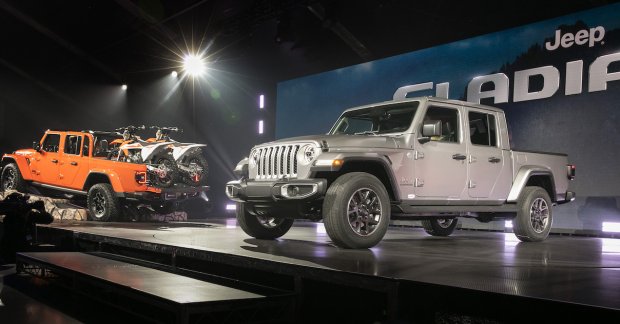 2020 Jeep Gladiator debuts at 2018 LA Auto Show, goes on 