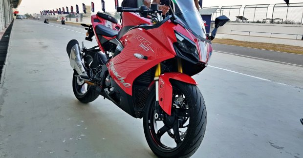 TVS inaugurates flagship showroom in El Salvador, launches 6 new models