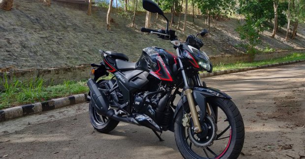 on road price of apache rtr 200 4v