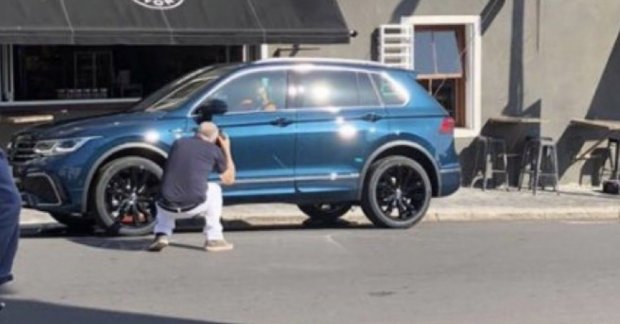 2020 VW Tiguan (facelift) spied naked during ad shoot, to 