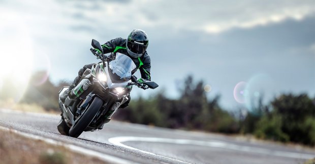 kawasaki ninja bike showroom
