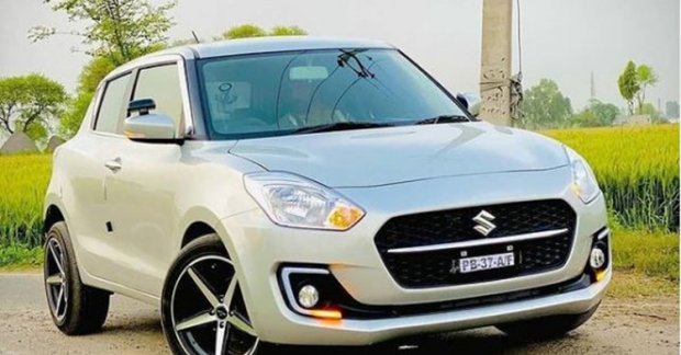 First Maruti Swift Facelift With Aftermarket 17-inchers and Low Profile ...