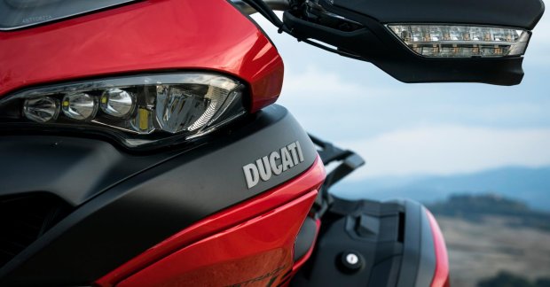 2022 Ducati Multistrada V2 Goes on Sale in India - Details Inside 2022 Ducati Multistrada V2 Goes on Sale in India - Details Inside