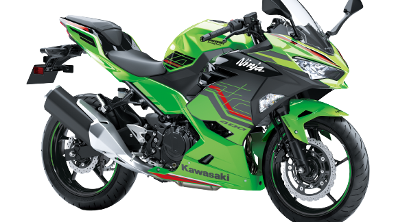 2023 Kawasaki Ninja 400 Launched in India, KTM RC 390 Rival?