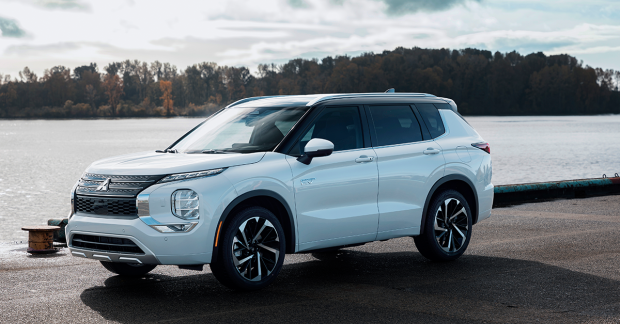 Mitsubishi Outlander PHEV Goes on Sale in North America