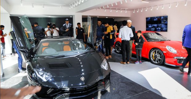 India's Most Expensive Pre-Owned Car Lamborghini Aventador SVJ Put on Sale  by BBT - News18