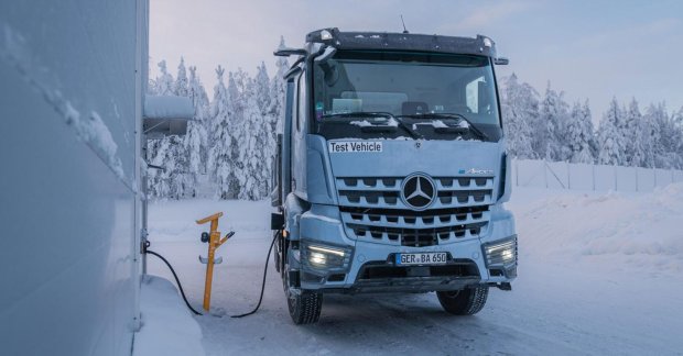 Mercedes-Benz eArocs 400 Electric Truck Completes -20 deg C Arctic Testing