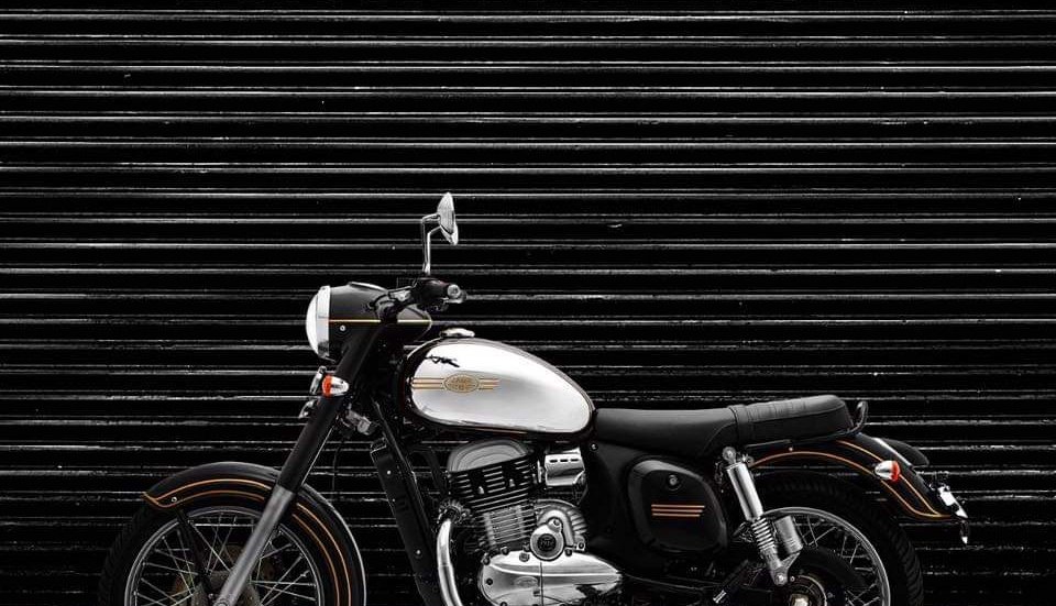 Jawa classic black colour sale
