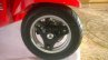 Vespa Esclusivo preview Red wheel