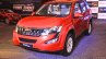 2015 Mahindra XUV500 facelift W10 front quarters