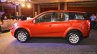 2015 Mahindra XUV500 facelift W10 side angle