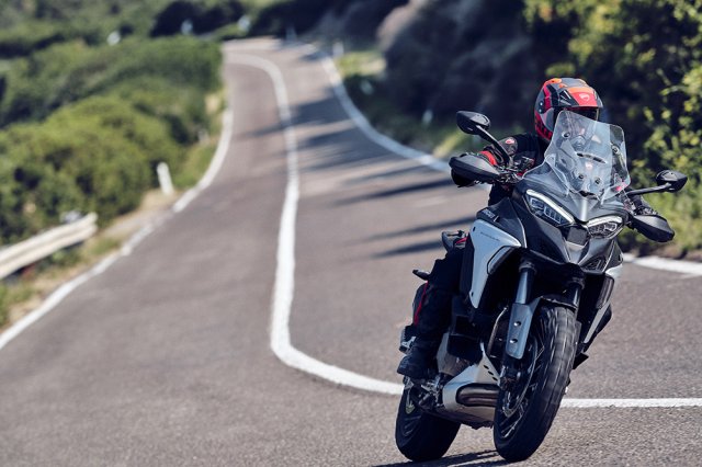 Ducati Multistrada V4 S Action