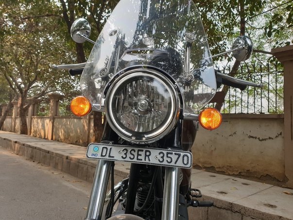 Royal Enfield Meteor First Ride Review Headlight
