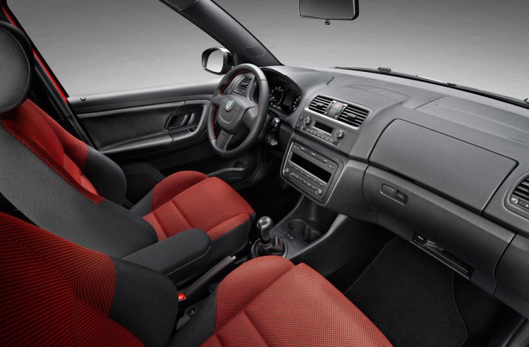 Skoda Fabia Monte Carlo interiors