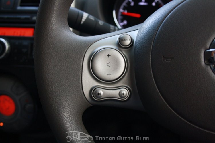 There's no iPod sliding feature to increase volume! These buttons have to be made compulsory safety features.