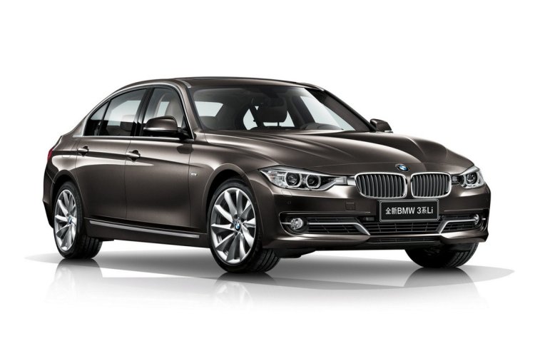 BMW 3 Series LWB China front three quarters