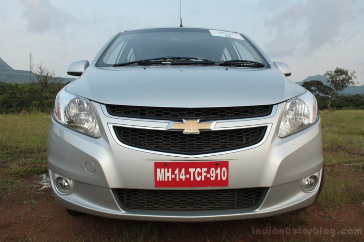 Chevrolet Sail U-VA head-on