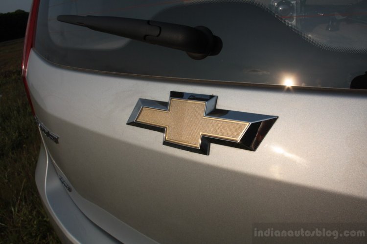 Chevrolet Sail U-VA bowtie