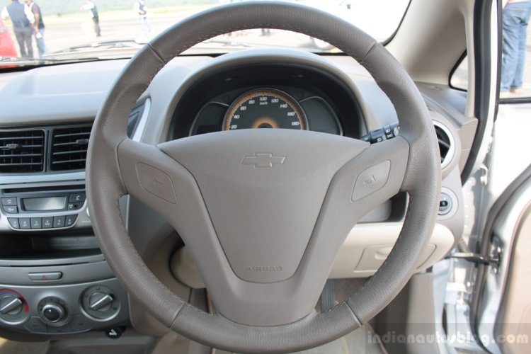 Chevrolet Sail U-VA steering wheel