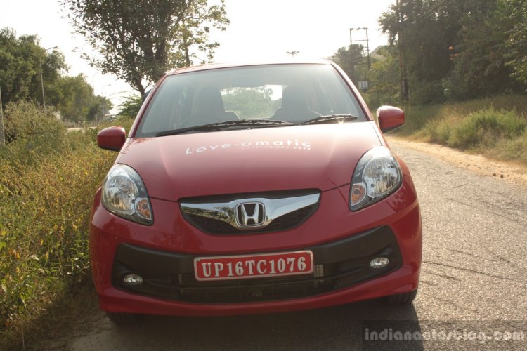 Honda Brio AT front