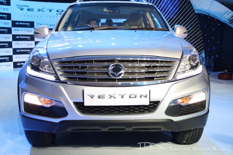 Ssangyong Rexton front fascia