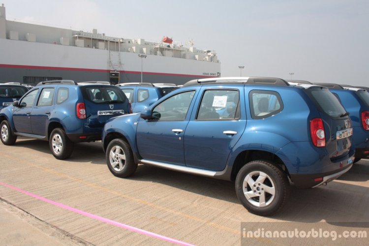 Dacia Duster UK Caspian Blue