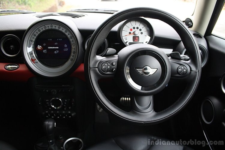 Mini Cooper S steering wheel
