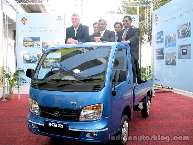 Tata Ace refresh with the Tata Motors higher officials
