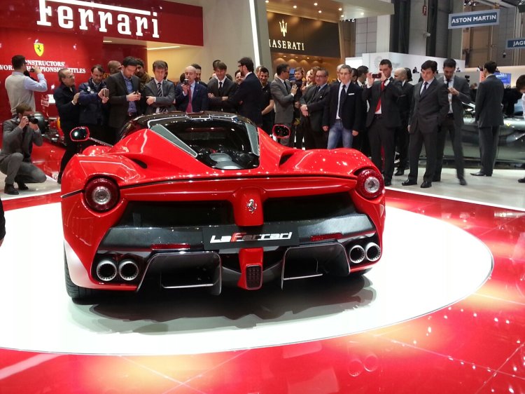 La Ferrari rear closeup