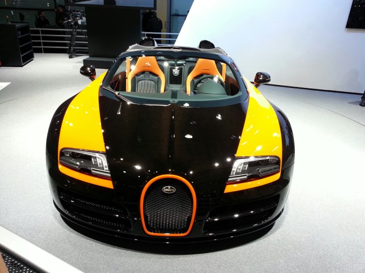 Bugatti Veyron Vitesse WRC auto shanghai live