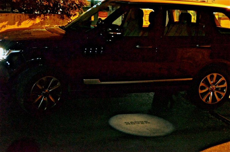 Range Rover puddle lamp