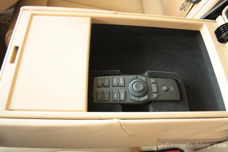 Audi A6 Special Edition Rear MMI remote