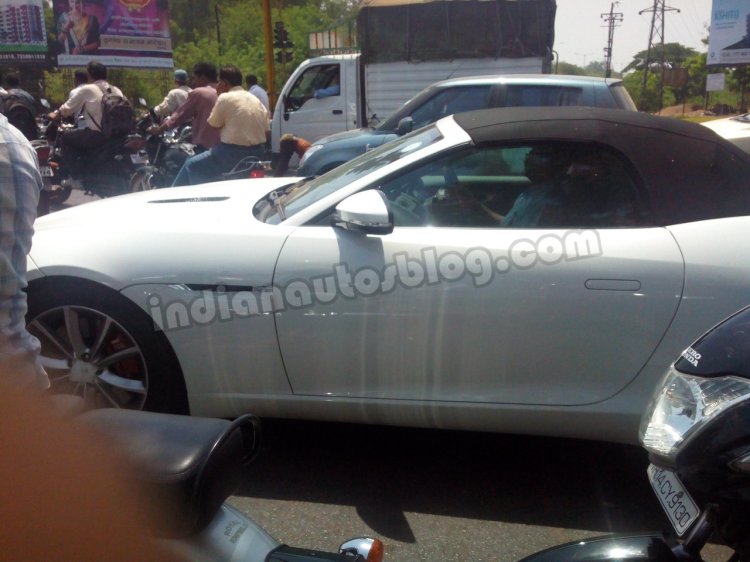 Jaguar F-Type spied in India side