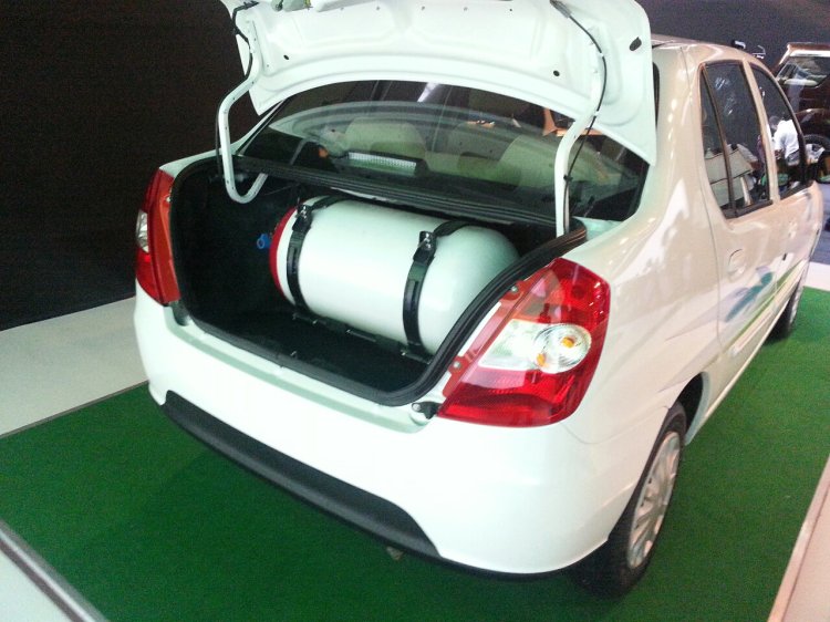 2013 Tata Indigo eCS emax CNG kit