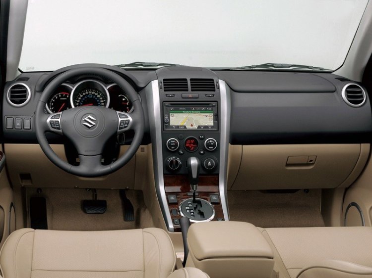 2014 Suzuki Grand Vitara Brazil - interior