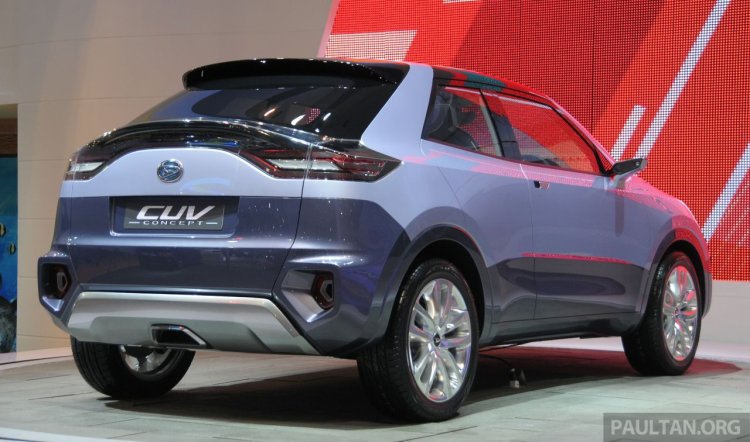 Daihatsu CUV Concept rear three quarters