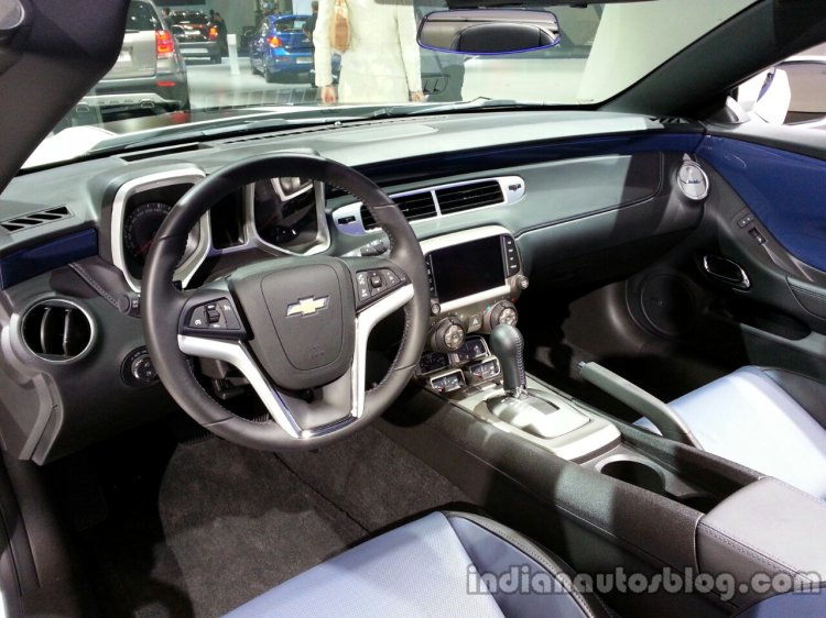 Dashboard of the 2014 Chevrolet Camaro Convertible