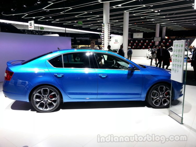 Skoda Octavia vRS side