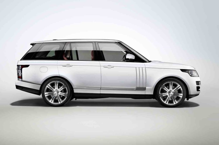 2013 Range Rover Black side
