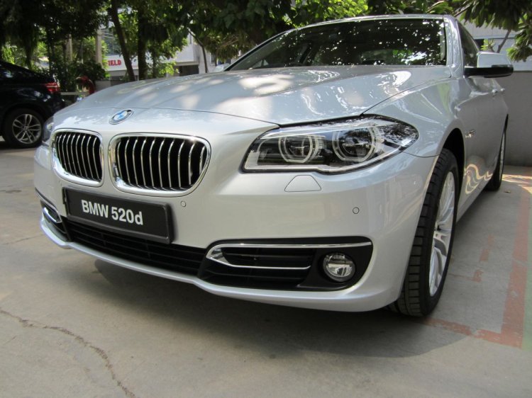 2014 BMW 520d front