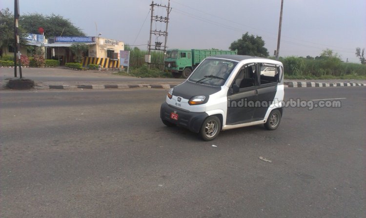 Bajaj RE60 spied