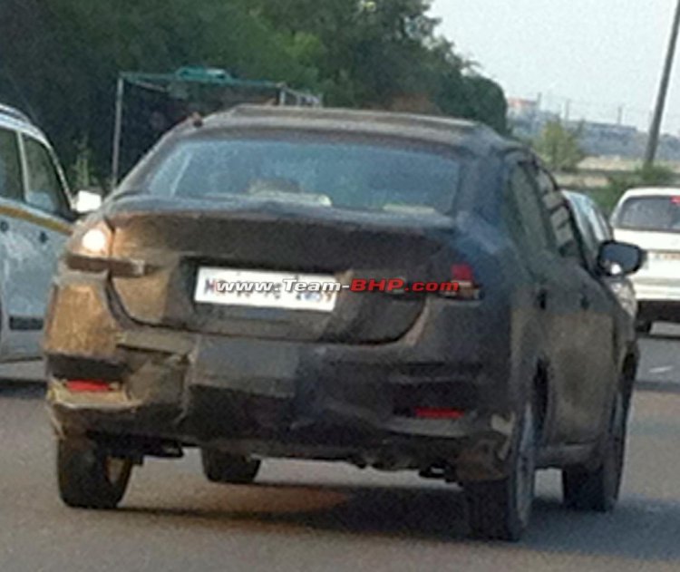Maruti YL1 rear