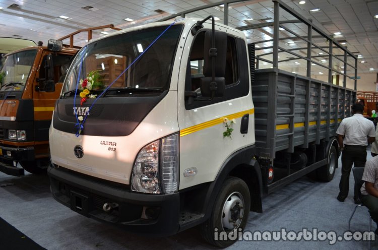 Tata Ultra 812 front three quarters