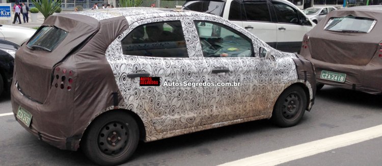 2015 Ford Figo spied rear three quarter