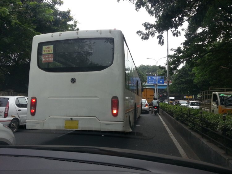 Ashok Leyland Jan Bus spotted testing in Chennai near Adyar signal