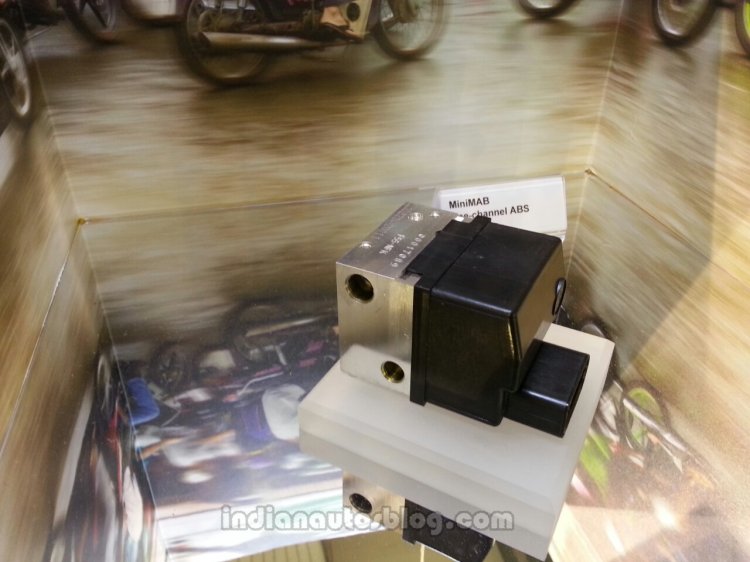Continental MiniMAB One-Channel ABS system at EICMA 2013